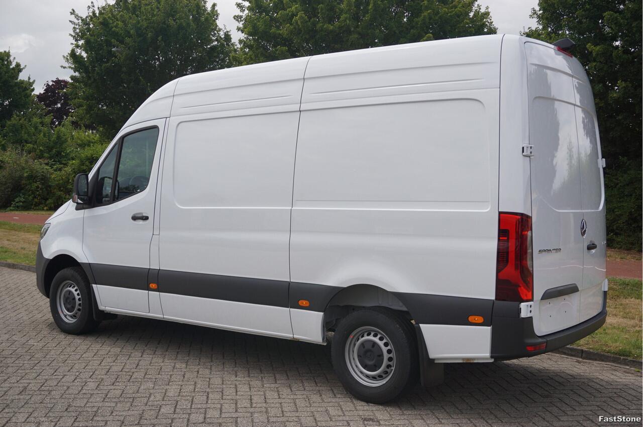 Mercedes-Benz SPRINTER 317CDI Pro L2H2 BPM VRIJ!! 10.25" Mbux Cam, Gev. Stoel, 3.5T Trekgewicht, LED!! NR. A393*