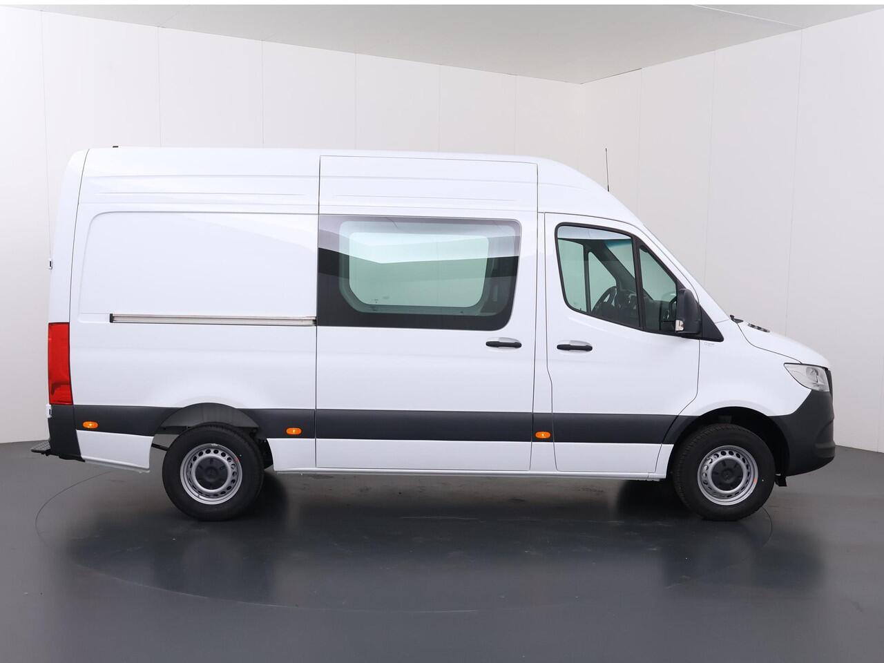Mercedes-Benz SPRINTER 317 CDI GB L2 H2 RWD PRO | Dubbel Cabine ¤78.500,- | Dubbele Schuifdeur met Ramen | Smartphone integratie pakket | Comfortbestuurdersstoel | 3500 KG Trekgewicht |