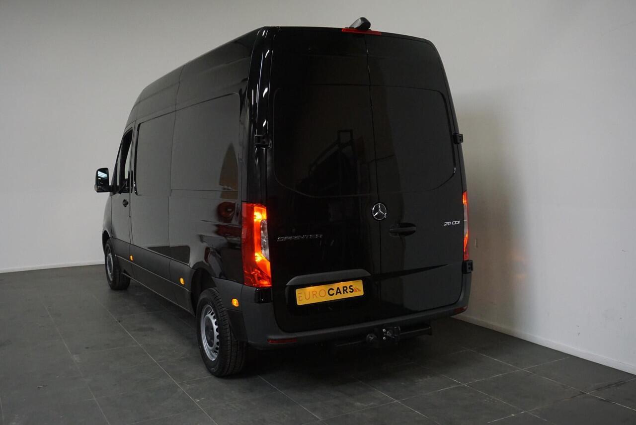 Mercedes-Benz SPRINTER 211 1.9 CDI L2H2 FWD Automaat 9-G tronic Airco Navi Camera Cruisecontrol 3Zits Electra pakket DAB