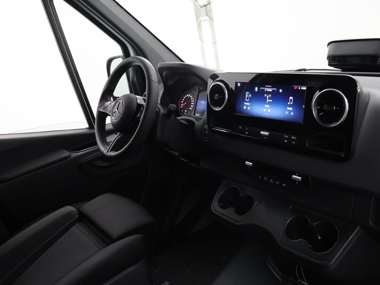 Mercedes-Benz SPRINTER 315 L3H2 RWD PRO | AUTOMAAT | GEVEERDE STOEL | CAMERA | APPLE CARPLAY