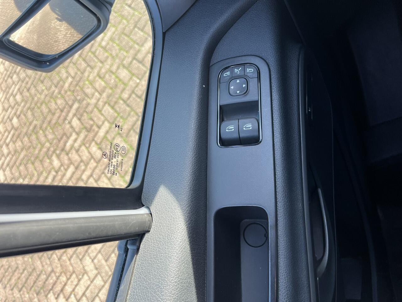 Mercedes-Benz SPRINTER 317 CDI L2/H2 Automaat/10"MBUX/Navi/Camera