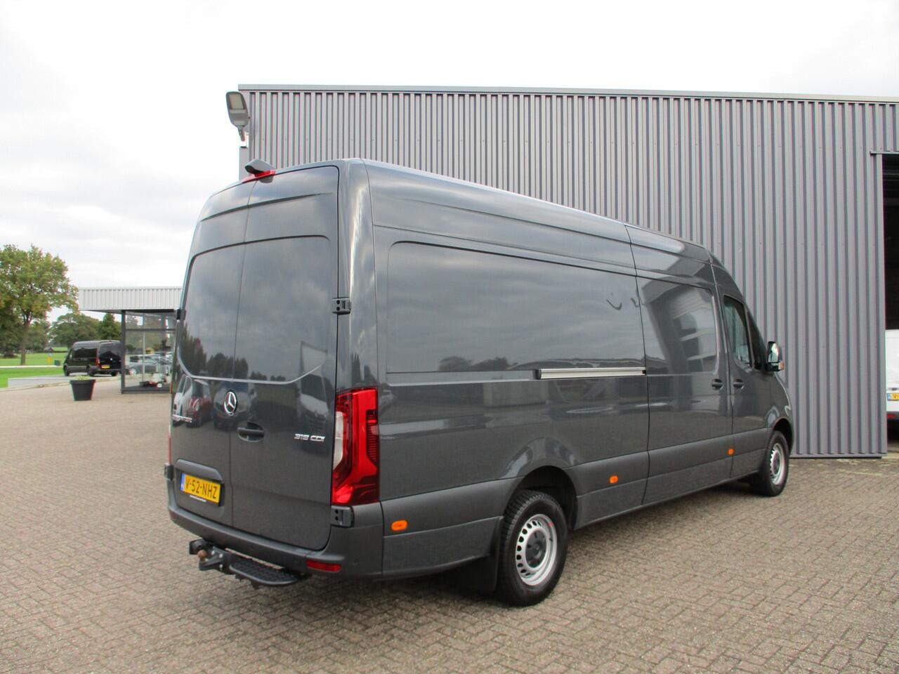 Mercedes-Benz SPRINTER 319 CDI 190 PK L3H2 Automaat Led Trekhaak
