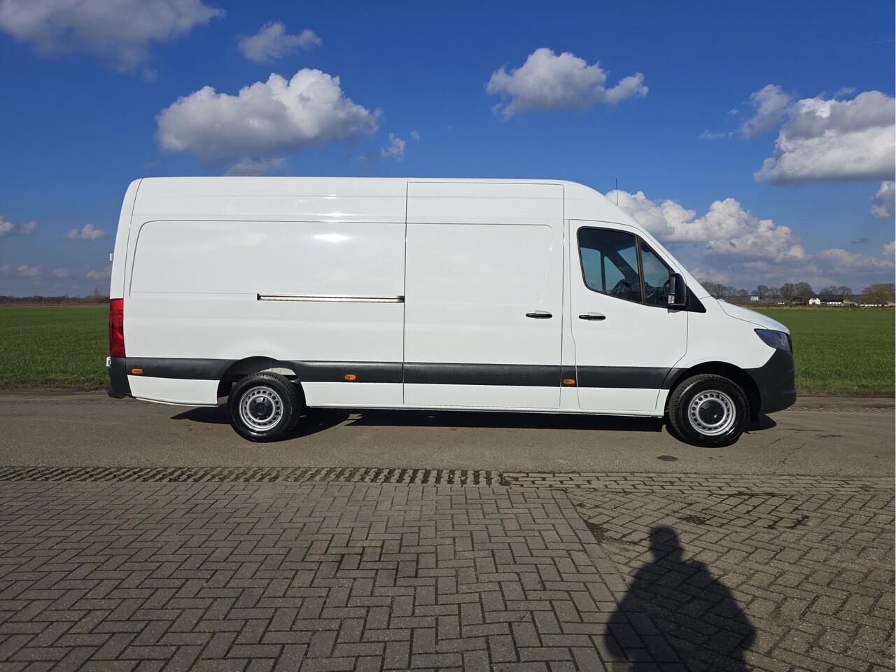 Mercedes-Benz SPRINTER 317 1.9 CDI L3 H2 - 170 Pk - Euro 6 - Camera - StoelVerwarming - MBUX - RWD