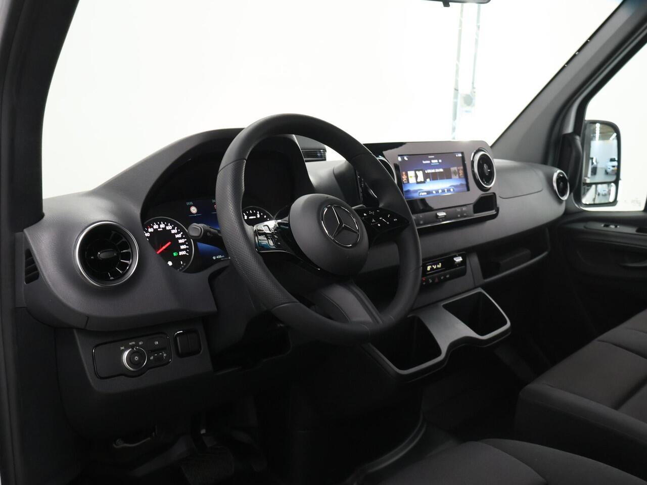 Mercedes-Benz SPRINTER 315 CDI Open Laadbak L3 RWD PRO | 3500 KG Trekhaak | Smartphone integratie pakket | 10.25" MBUX Systeem |