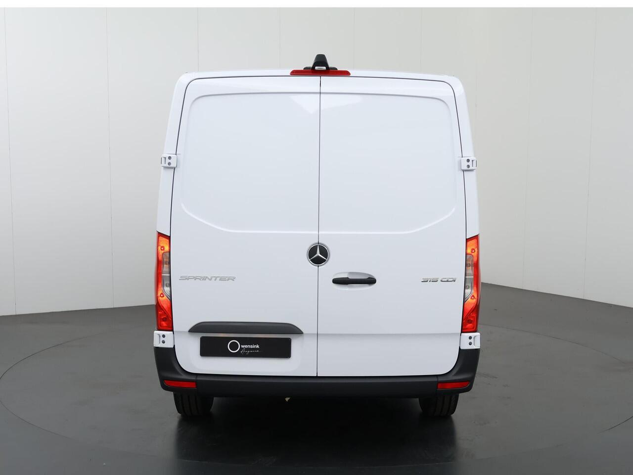 Mercedes-Benz SPRINTER 315 CDI | L2 H1 | RWD | PRO | Parkeercamera | Airco | Dodehoekassistent | Zijwindassistent | Cruise Control | Chauffeursstoel |