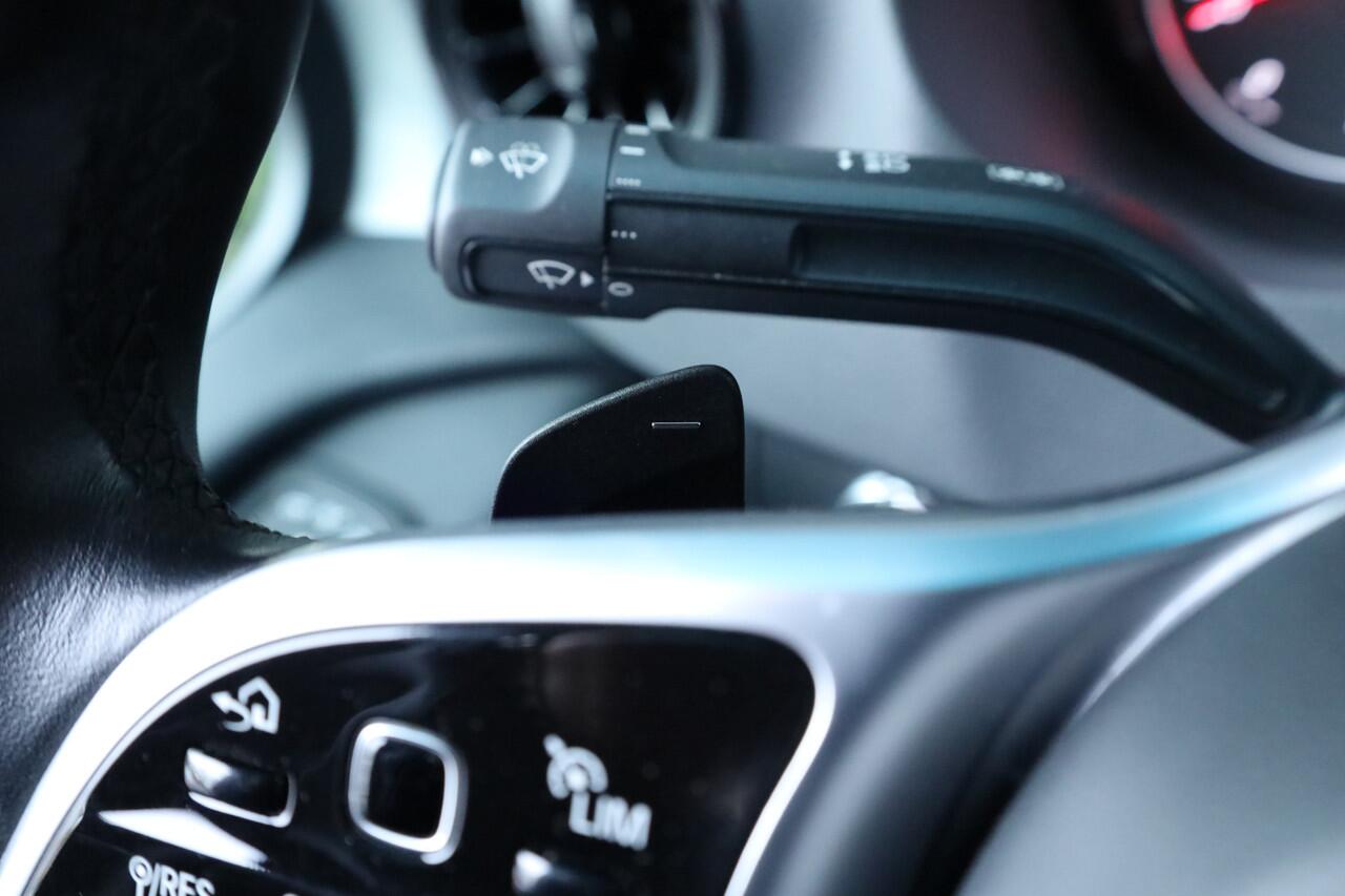 Mercedes-Benz SPRINTER 317 1.9 CDI L2H2 RWD | Camera | Navi | 3.5t trekgew. | Trekhaak | 2x Voorstoel | Zilver met.