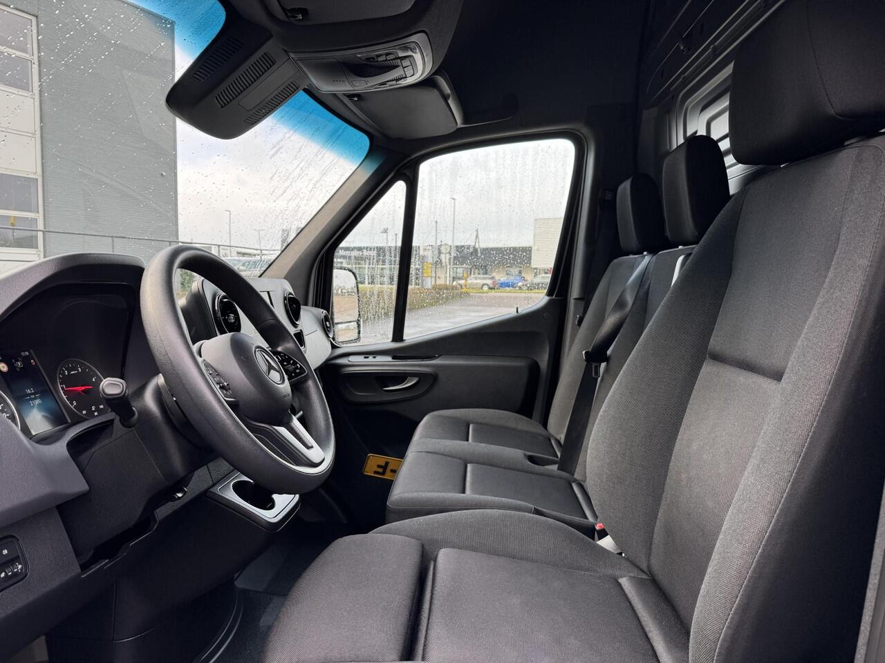 Mercedes-Benz SPRINTER 315 1.9 CDI L2H2 RWD