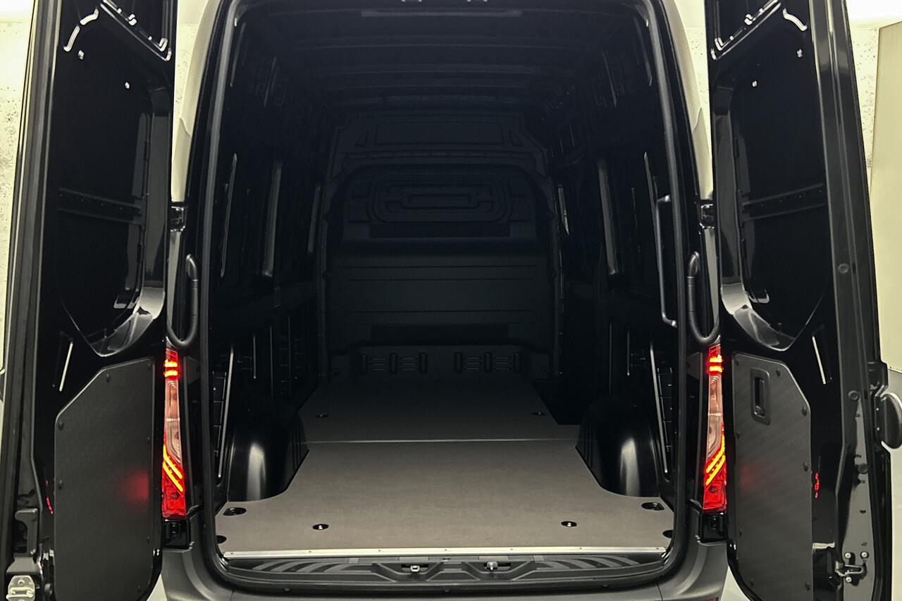 Mercedes-Benz SPRINTER 319 1.9 CDI L2H2 RWD Automaat | Adaptief cruise control | LED | Navigatie | Stoelverwarming