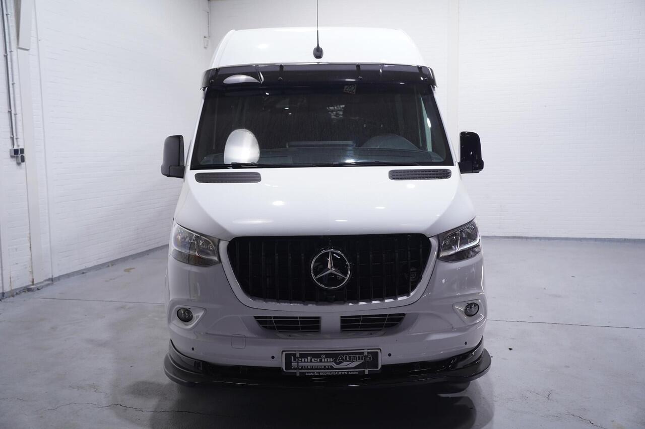 Mercedes-Benz SPRINTER 315 CDI 150 pk L3H2 Black&White Dubbel Cabine Navi, 360 Camera, AMG Grille, 18" LMV, Sidebars, Zonneklep, 6-Zits