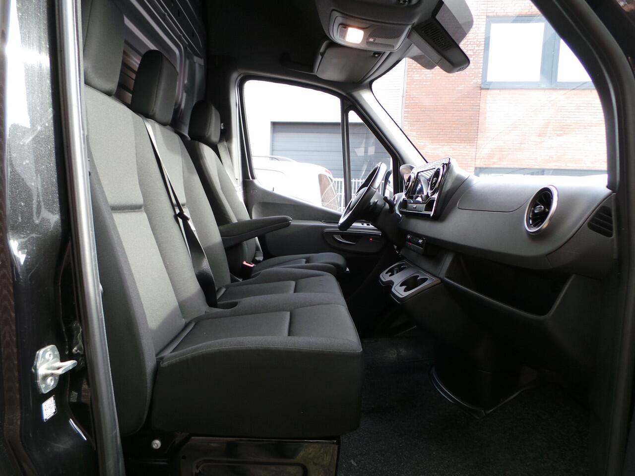 Mercedes-Benz SPRINTER 319 3.0 CDI V6 Aut. L3H2 EURO VI-D Airco,Cruise,Gr-Navi,Camera,Pdc,Stoelverw,Enz