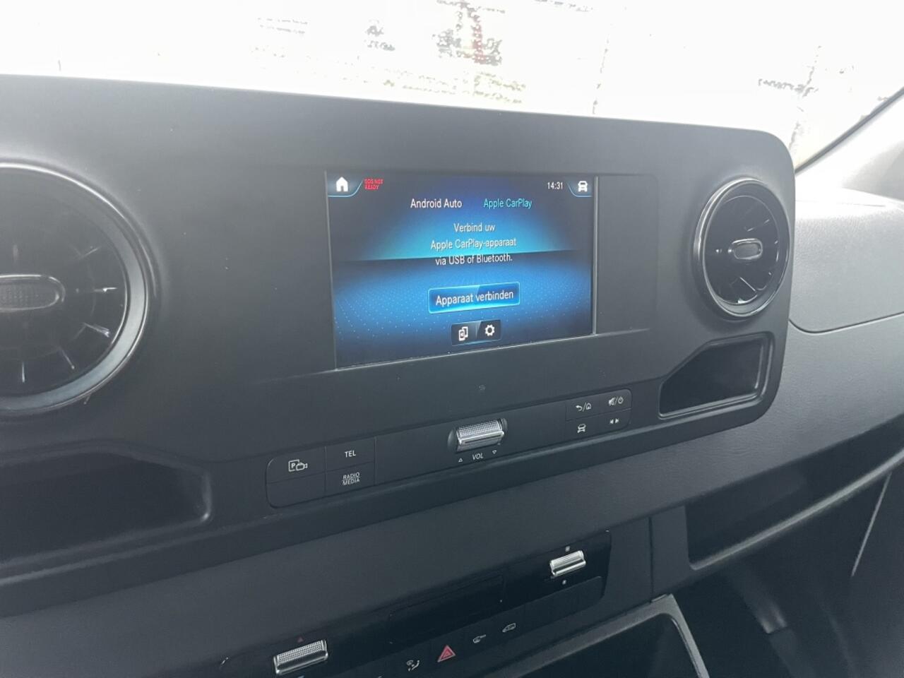 Mercedes-Benz SPRINTER 317 CDI Aut. L2H2 Airco | Trekhaak 3500kg | Adaptive Cruise