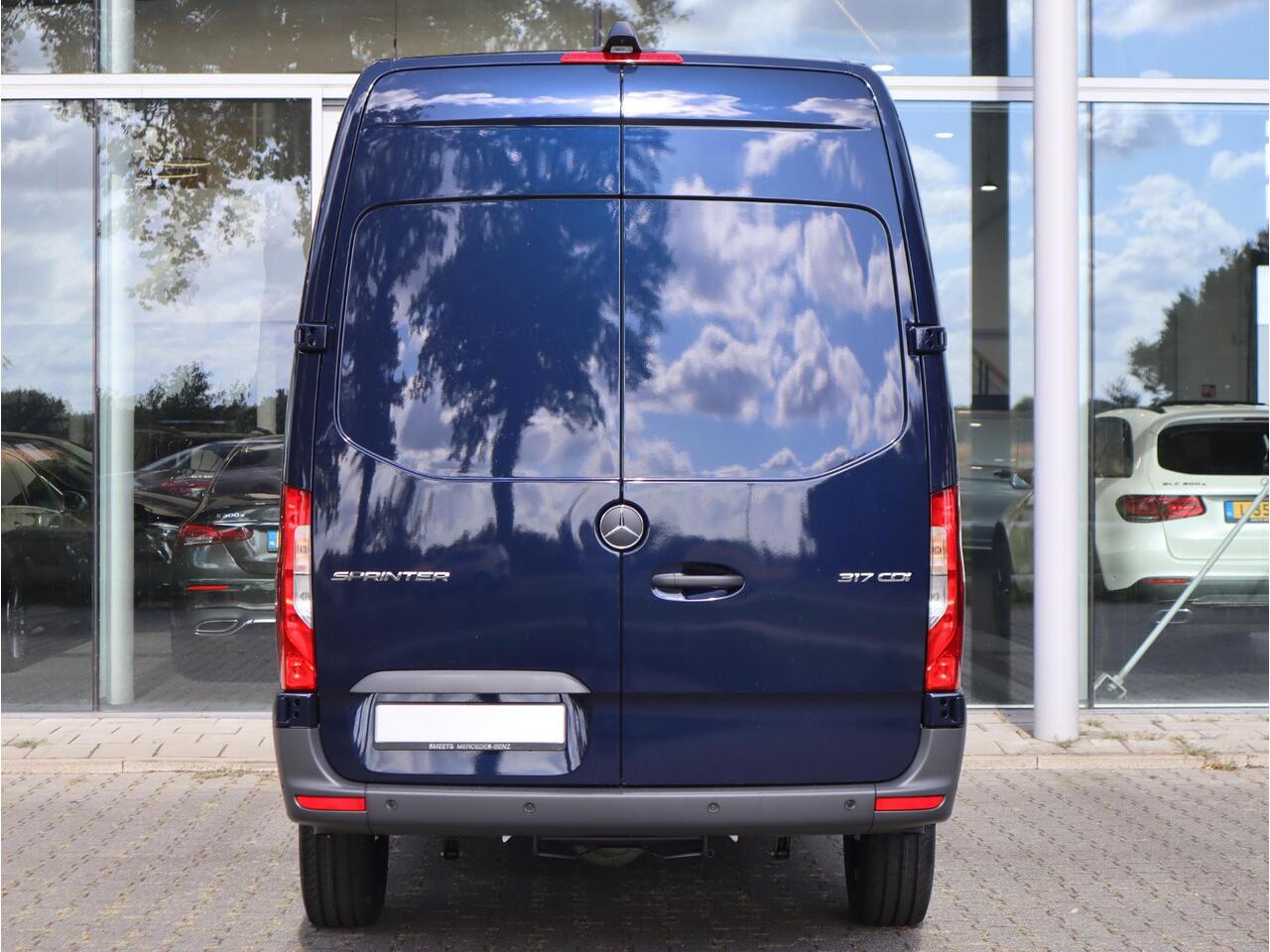 Mercedes-Benz SPRINTER 317 L2 Pro HD NAVI CARPLAY/ANDROID AUTO VOORBER. 3,5T AHW