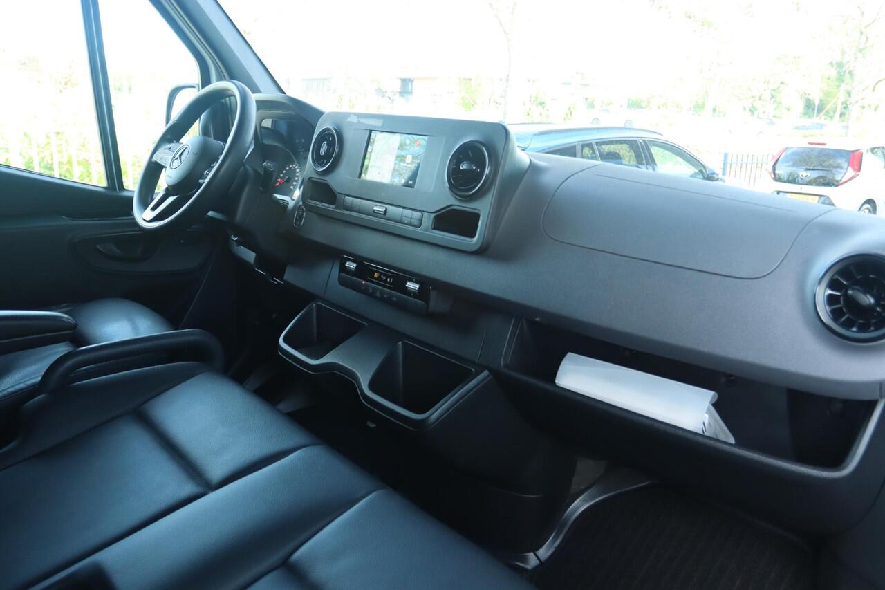 Mercedes-Benz SPRINTER 316 2.2 CDI L2H2 EURO 6 | CARPLAY | TREKHAAK 2800KG | CAMERA | 3-ZITS | LEDER | STOELVERWARMING