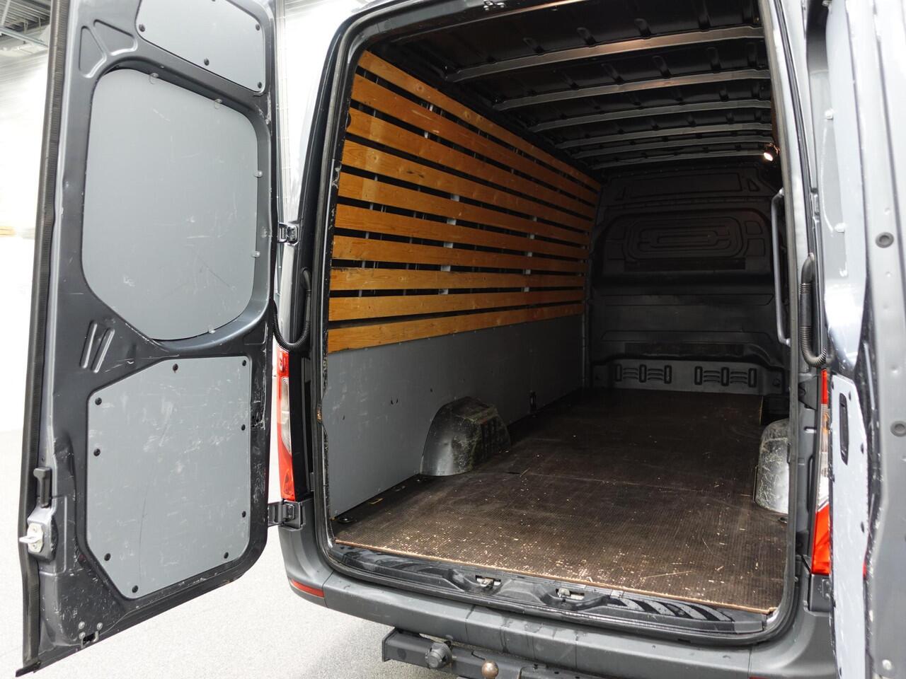 Mercedes-Benz SPRINTER L3H2 Automaat Navigatie Cruise Control Trekhaak Imperiaal + Trap Airco