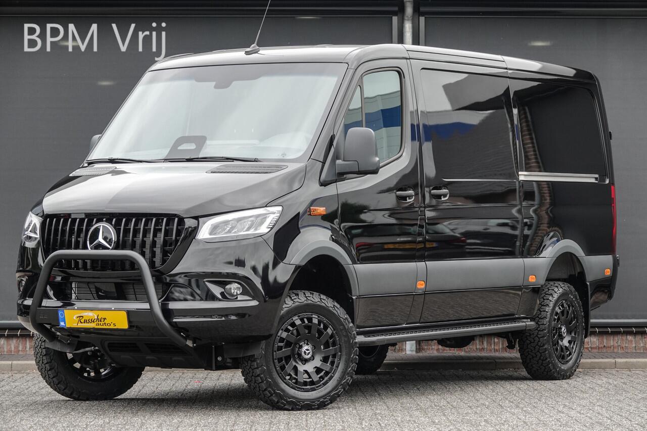 Mercedes-Benz SPRINTER 4x4 319Cdi 190Pk 9G-tronic | L2H1 | 2x Schuifdeur | 4WD | AWD | Bullbar | Treeplanken | 18'' All Terrain | Obsidian Black