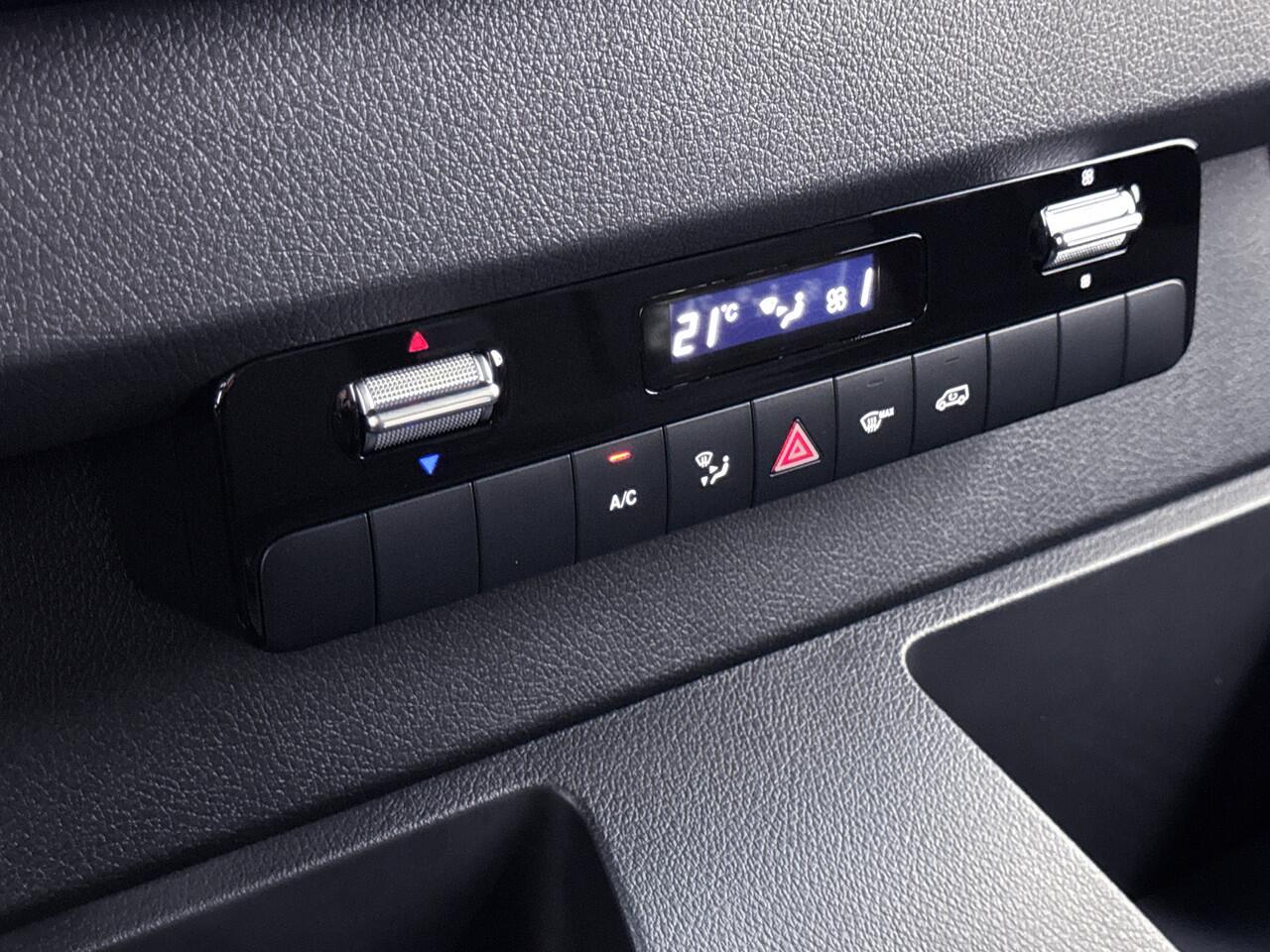 Mercedes-Benz SPRINTER 317 1.9 CDI L3H2 bpm vrij Facelift 3500 KG Trekgewicht Navigatie Achteruitrijcamera LED Cruise Control