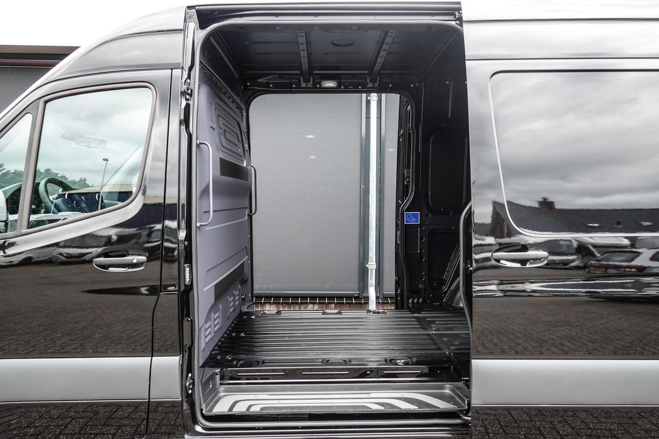 Mercedes-Benz SPRINTER L2H2 317Cdi 170Pk 9G-Tronic | 2x Deur | RWD | Obsidian Black