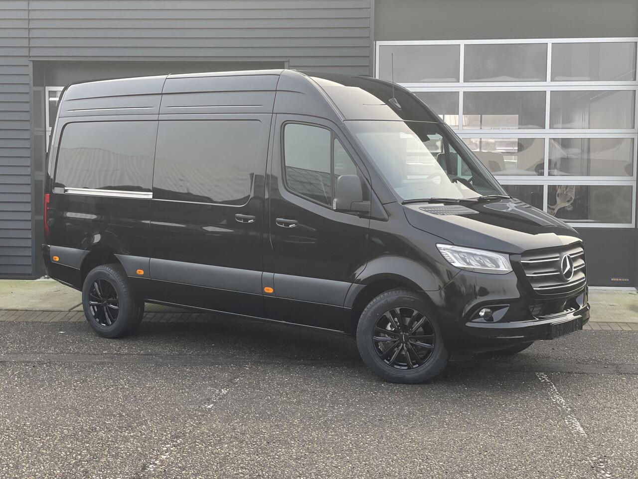 Mercedes-Benz SPRINTER 319 CDI AUTOM.L2H2 RWD 190 PK 3.5 T CAMERA / NAVI