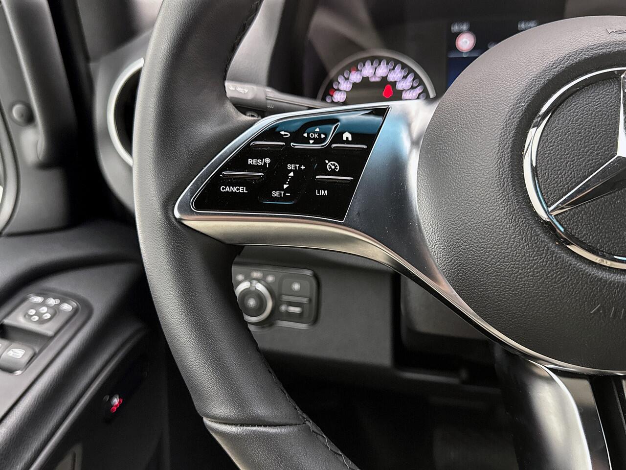 Mercedes-Benz SPRINTER 317 1.9 CDI L2 Pro 3500kg trekhaak Navigatie Betimmering Camera + sensoren Stoel en stuurverwarming