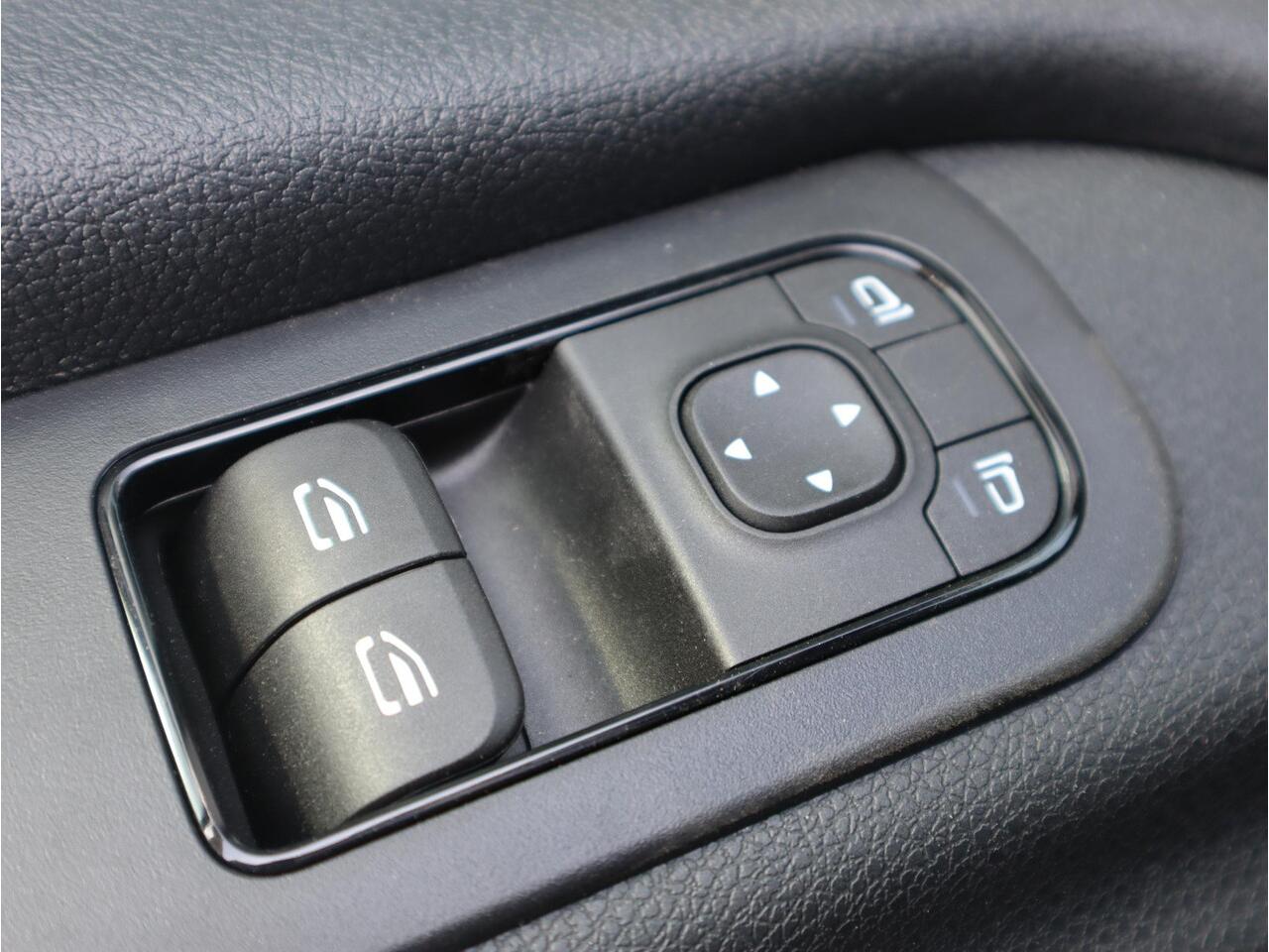 Mercedes-Benz SPRINTER 317 CDI L3 LAADBAK + LAADKLEP