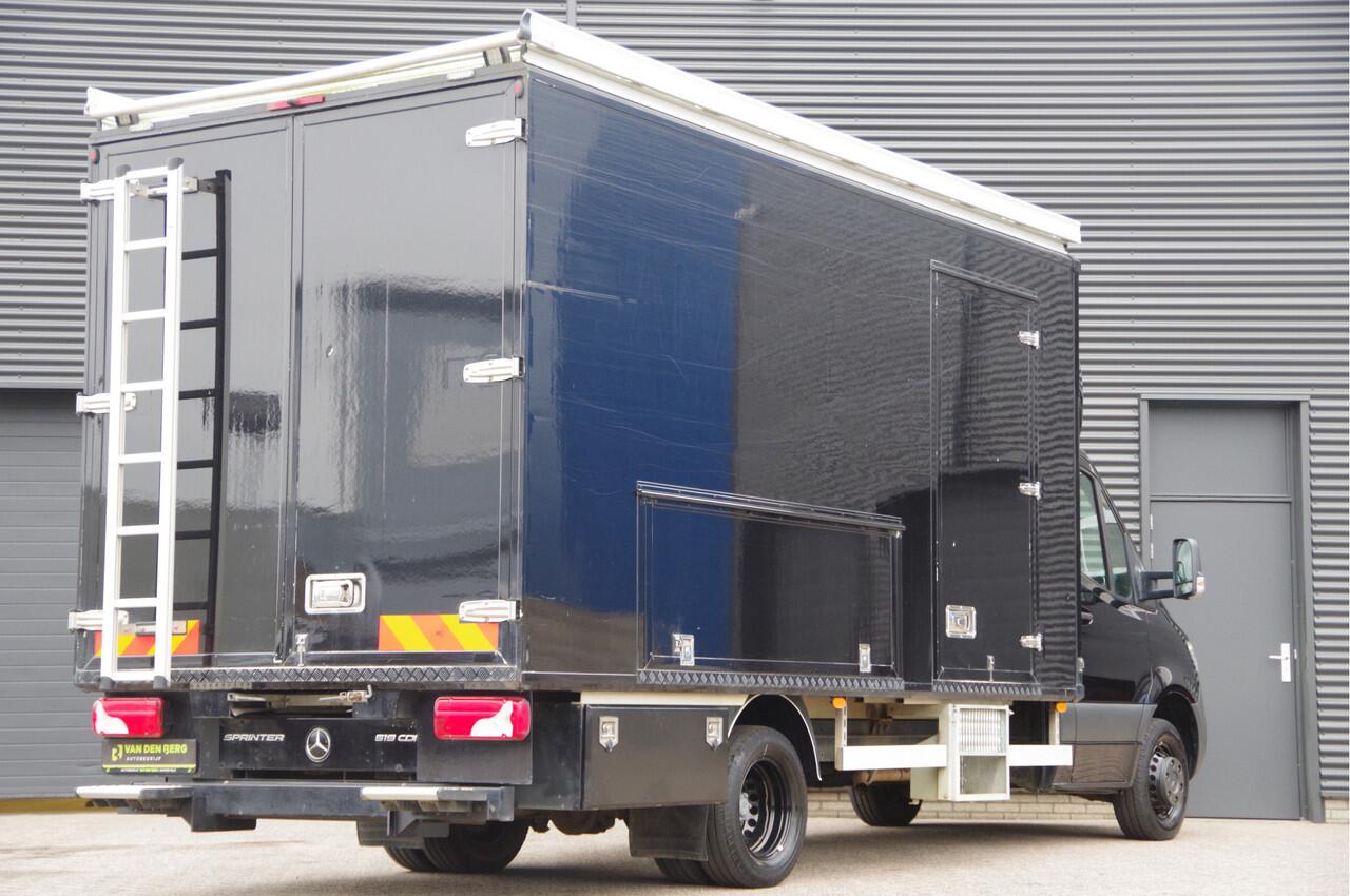Mercedes-Benz SPRINTER 519 3.0 CDI V6 BAKWAGEN, AUT. LED, CAMERA, MBUX10'', GEVEERDE STOEL, LEDER, NAVI, CLIMA, STOELVERWARMING, ZIJDEUR