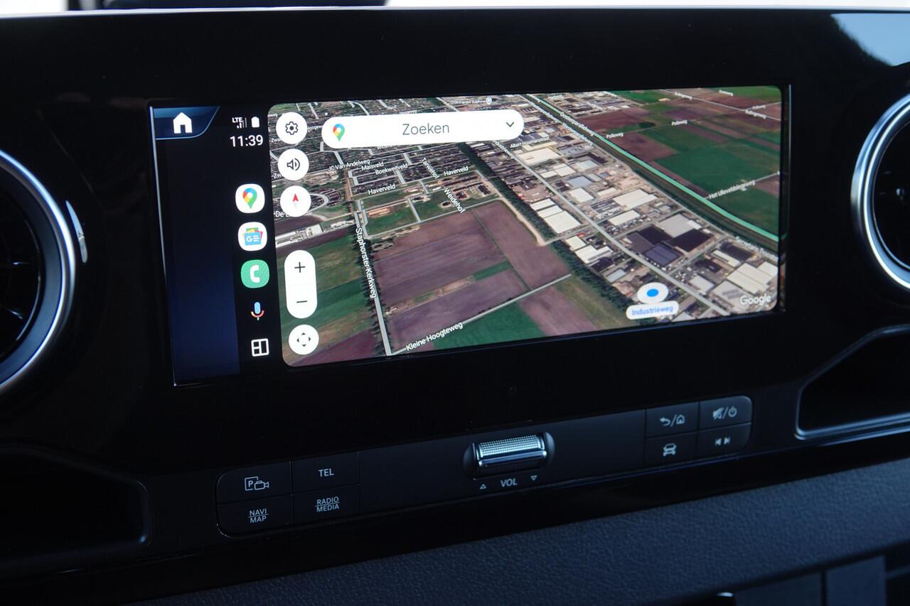 Mercedes-Benz SPRINTER 4x4 319Cdi 190Pk 9G-tronic | L2H1 | 2x Schuifdeur | 4WD | AWD | Bullbar | Treeplanken | 18'' All Terrain | Obsidian Black