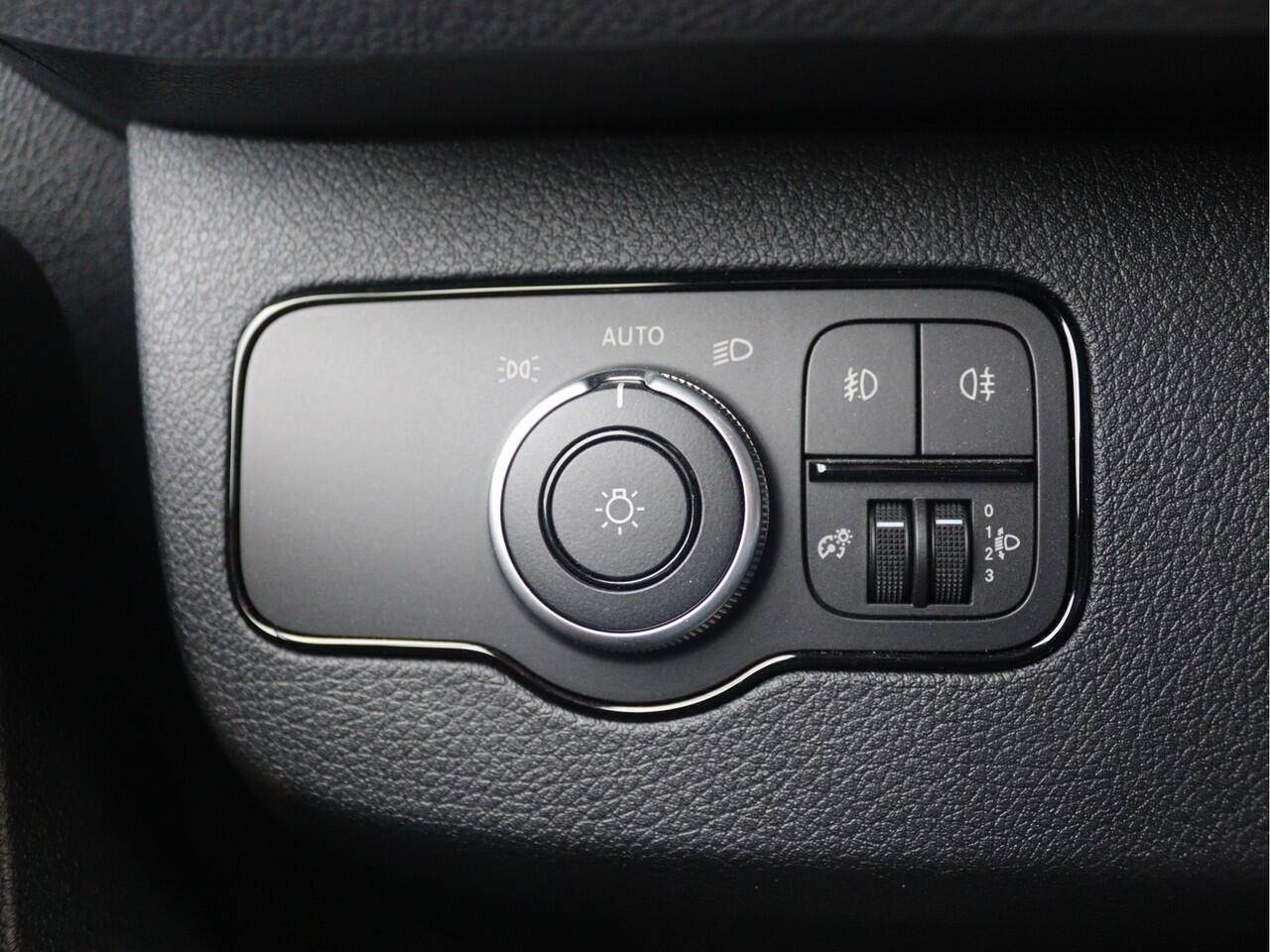 Mercedes-Benz SPRINTER 317 CDI L2H2 Pro | AIRCO/CAMERA/CRUISE/3.500KG AHW | Certified