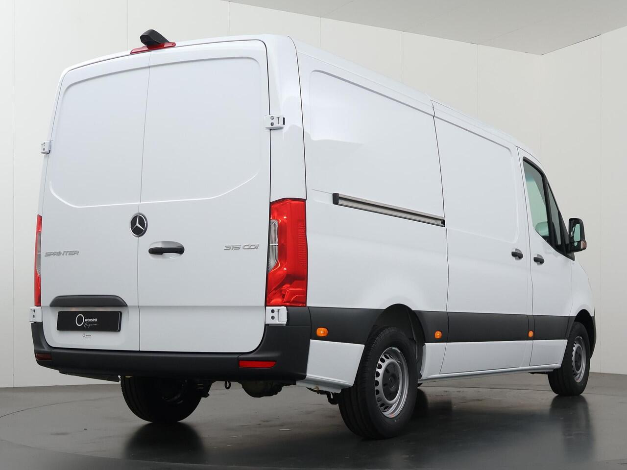 Mercedes-Benz SPRINTER 315 CDI | L2 H1 | RWD | PRO | Parkeercamera | Airco | Dodehoekassistent | Zijwindassistent | Cruise Control | Chauffeursstoel |