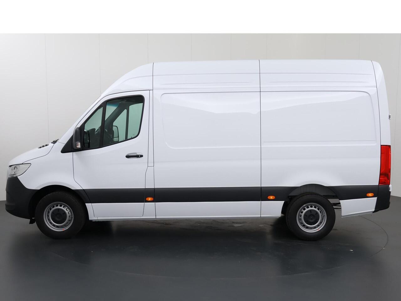 Mercedes-Benz SPRINTER 315 CDI | L2 H1 | RWD | PRO | Parkeercamera | Airco | Dodehoekassistent | Zijwindassistent | Cruise Control | Chauffeursstoel |