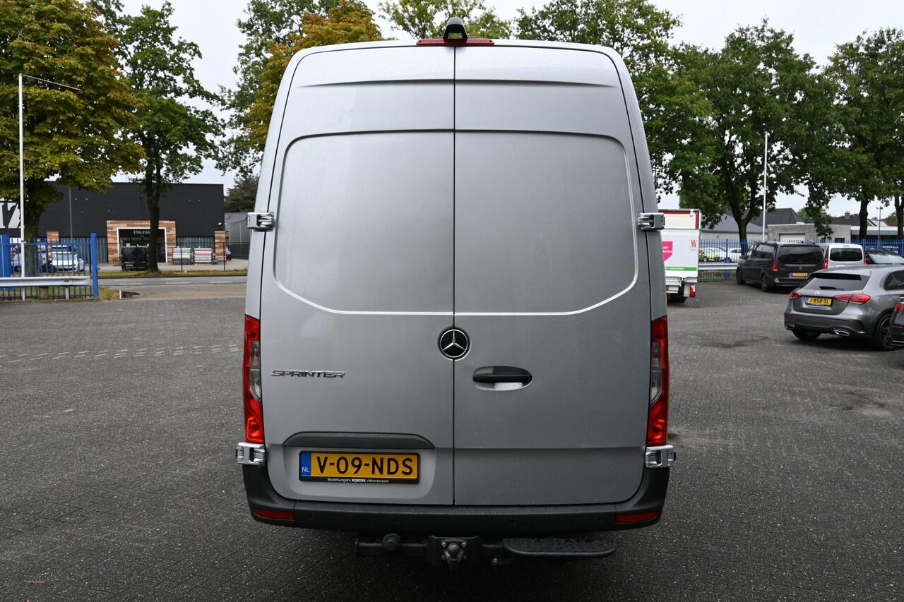 Mercedes-Benz SPRINTER 317 CDI L3H2 3500 kg Trekhaak, Geveerde stoel, MBUX navigatie met camera