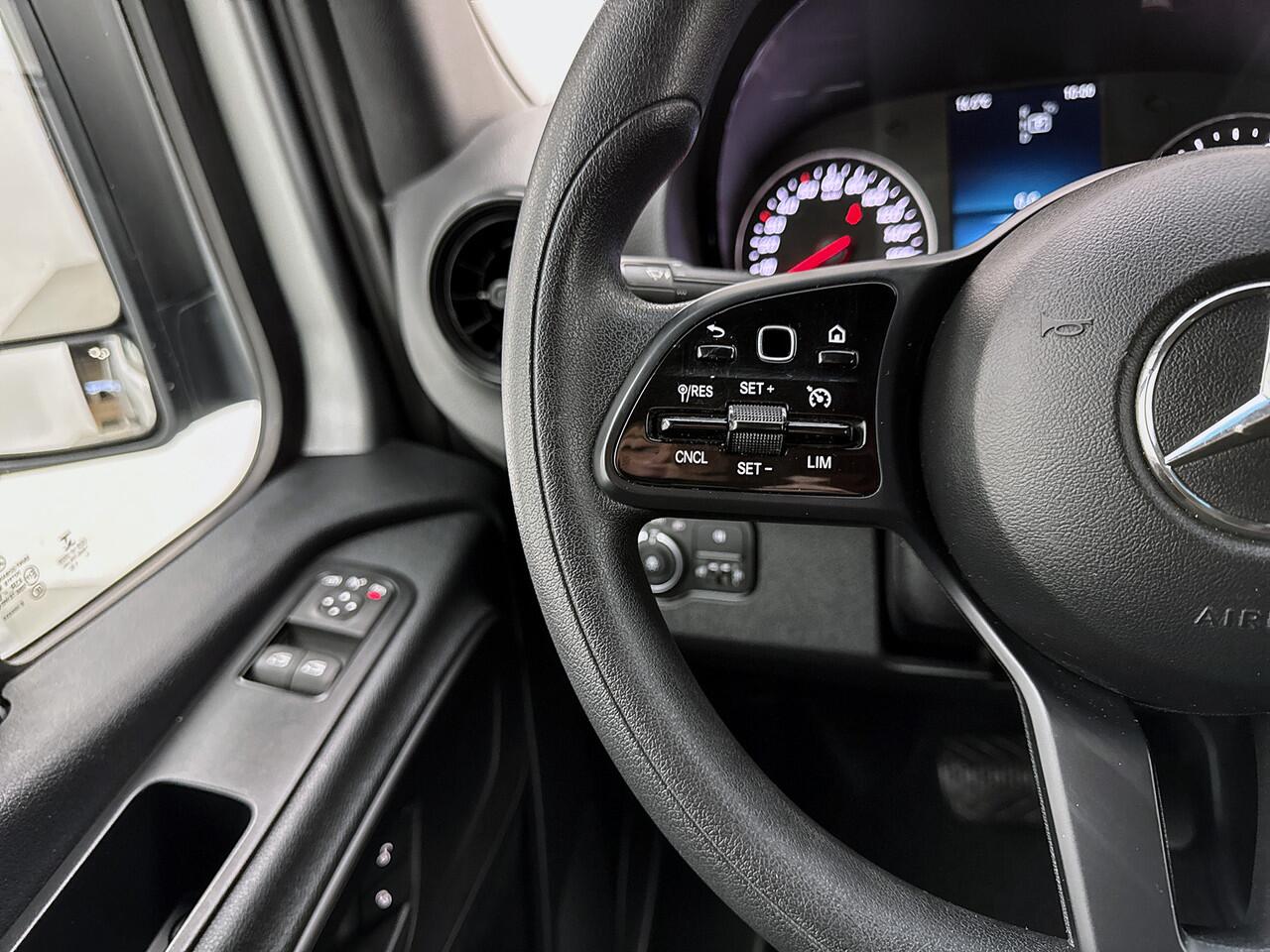 Mercedes-Benz SPRINTER 316 2.2 CDI L2H2 Automaat 164pk Navigatie Geveerde stoel NAP Camera Betimmering Cruise control Euro 6