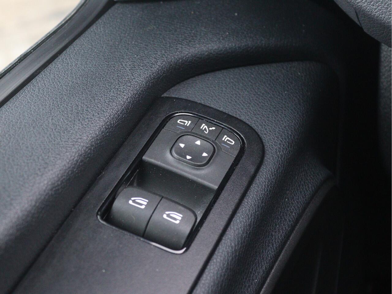 Mercedes-Benz SPRINTER 317 CDI L2H2 Select | AIRCO/CAMERA/DISTRONIC | Certified