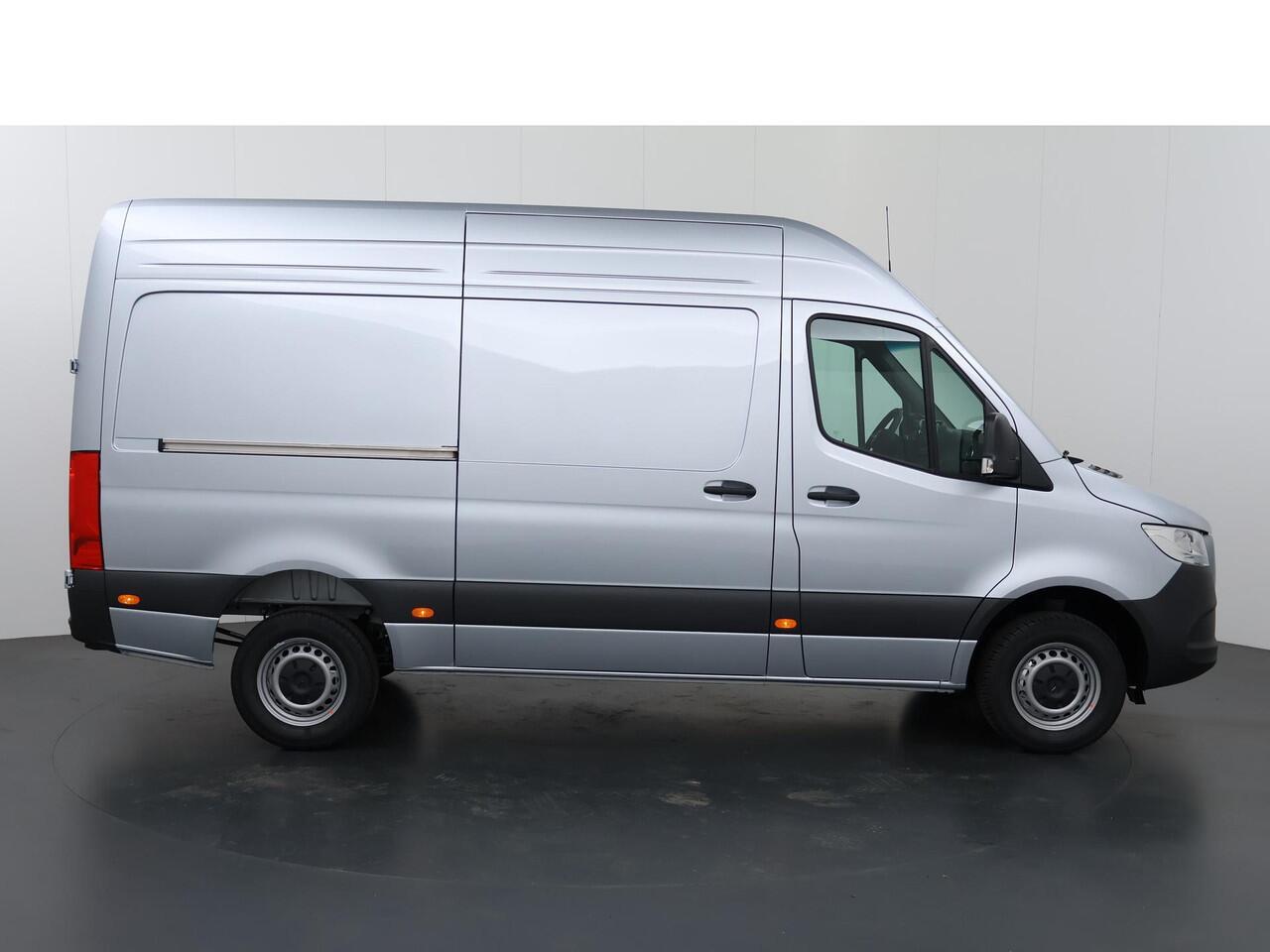 Mercedes-Benz SPRINTER 315 CDI L2 H2 Pro | Smartphone integratie pakket | Achteruitrijcamera | 10.25" MBUX Systeem | 3500 KG Trekgewicht |