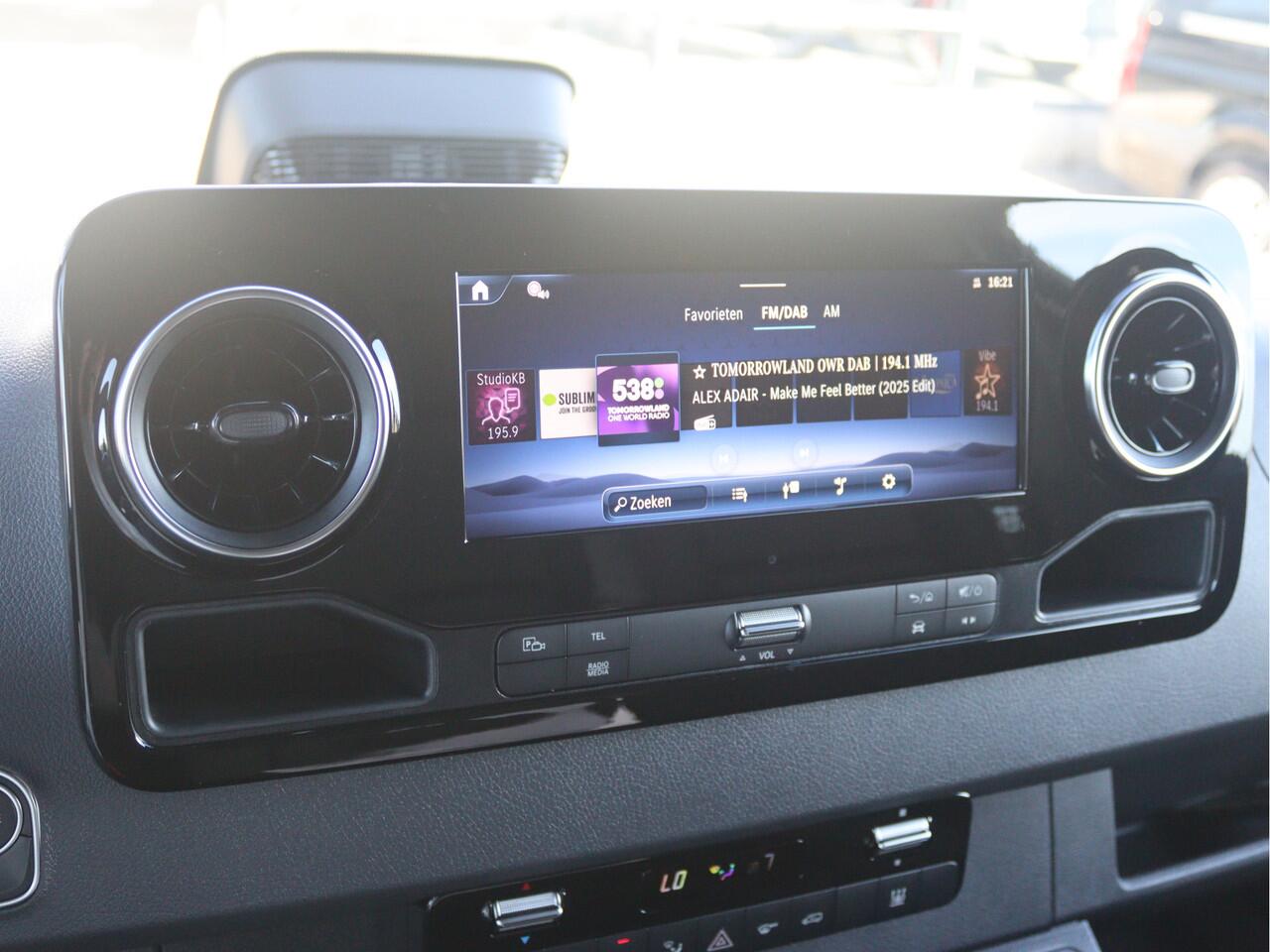 Mercedes-Benz SPRINTER 317 CDI L2H2 Select | AIRCO/CRUISE/CAMERA/3.500 KG AHW | Certified