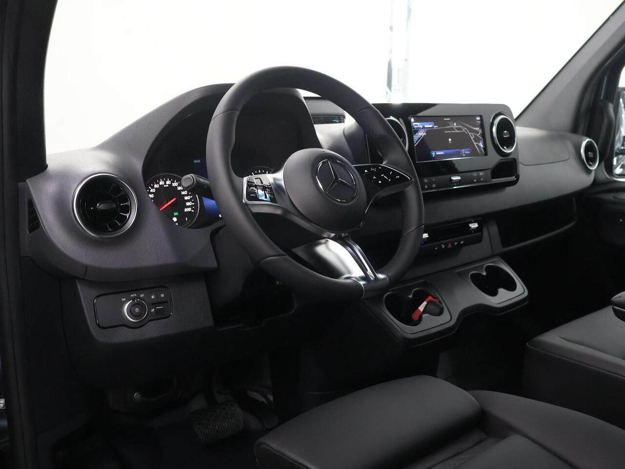 Mercedes-Benz SPRINTER 319 CDI L2 H2 Select | Winterpakket | Trekgewicht 3500 kg | Adaptieve Cruise Distronic | LED koplampen | Achteruitrijcamera | Smartphone integratie pakket |