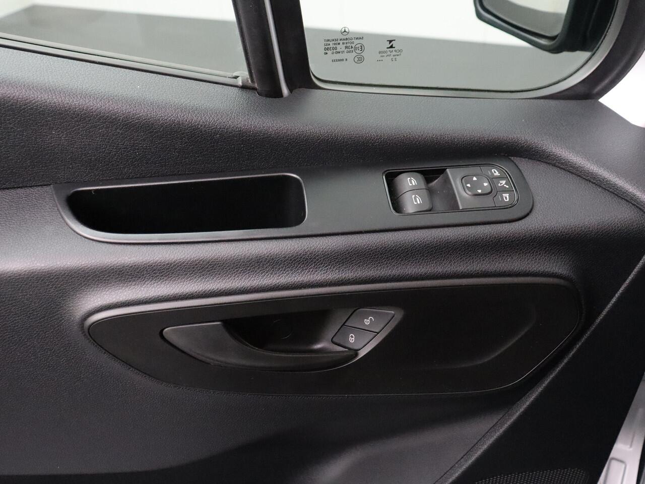 Mercedes-Benz SPRINTER 315CDI 9G-Tronic Automaat L2H2 | 3500Kg Trekken | Camera | Airco | Cruise | Betimmering | 3-Persoons