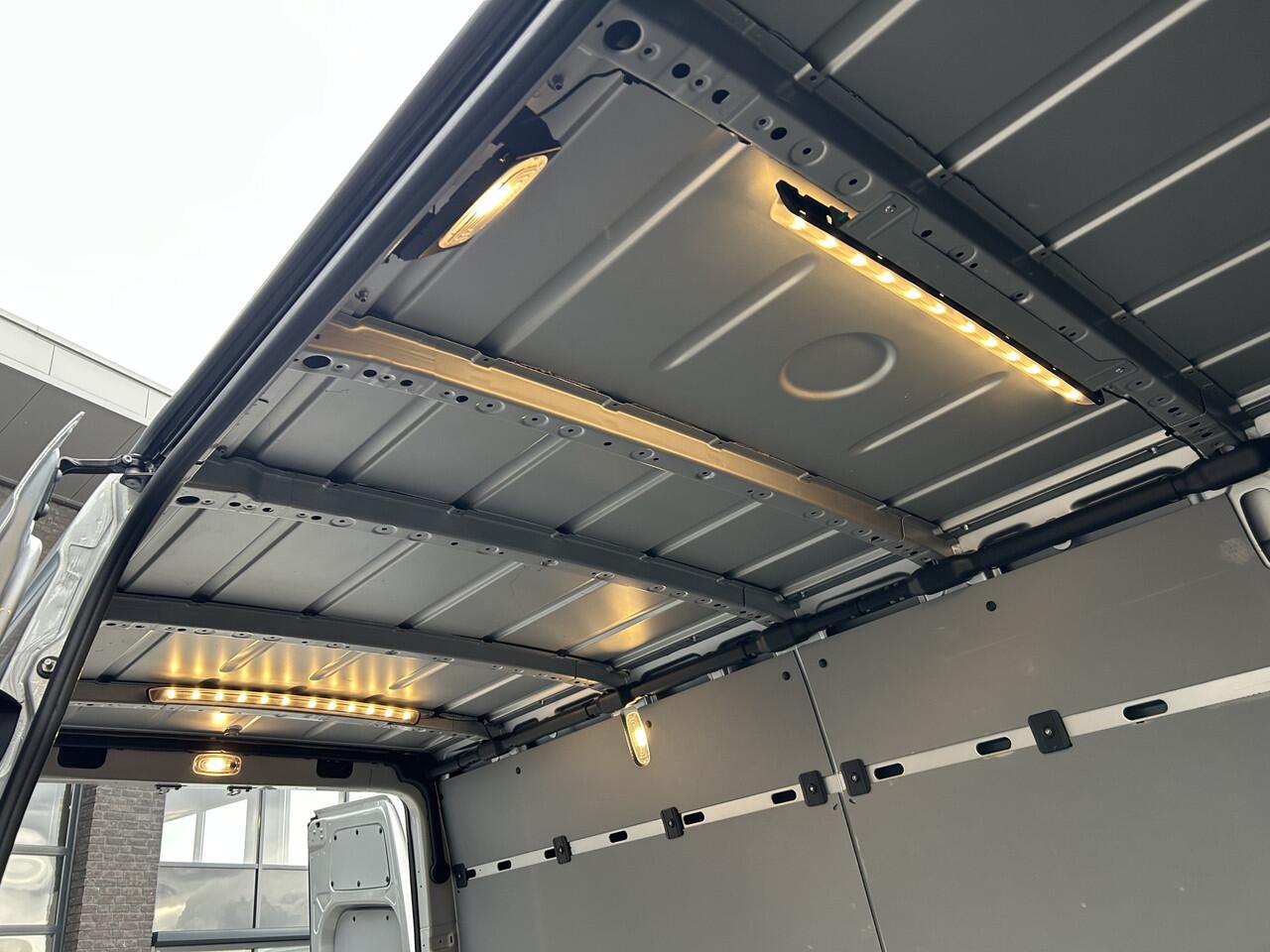 Mercedes-Benz SPRINTER 317 CDI L2 H2 MBUX / Camera / Carplay navigatie / Cruise control / Airco