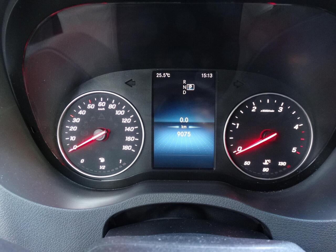 Mercedes-Benz SPRINTER 315 1.9 CDI L2H2 RWD AHW 3500 kg