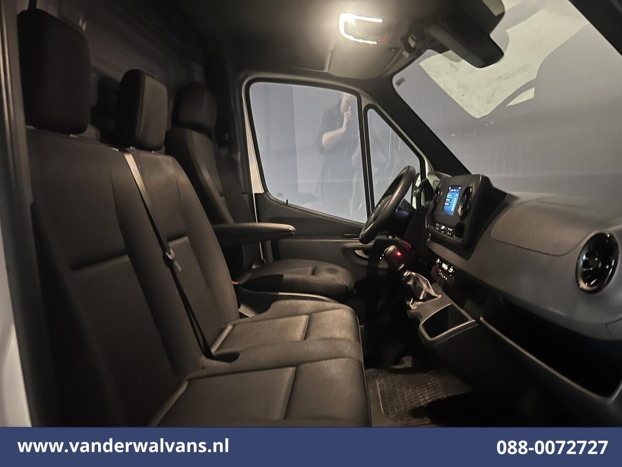 Mercedes-Benz SPRINTER 315 CDI 150pk L3H2 Euro6 Airco | 360 Graden Camera | Apple Carplay | Navigatie Cruisecontrol, Android Auto, Stoelverwarming, Chauffeursstoel, Parkeersensoren, Bijrijdersbank