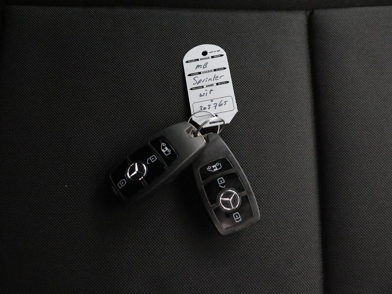 Mercedes-Benz SPRINTER 214CDI | Multimedia Touchscreen | Camera | Airco | 3-Persoons | Betimmering