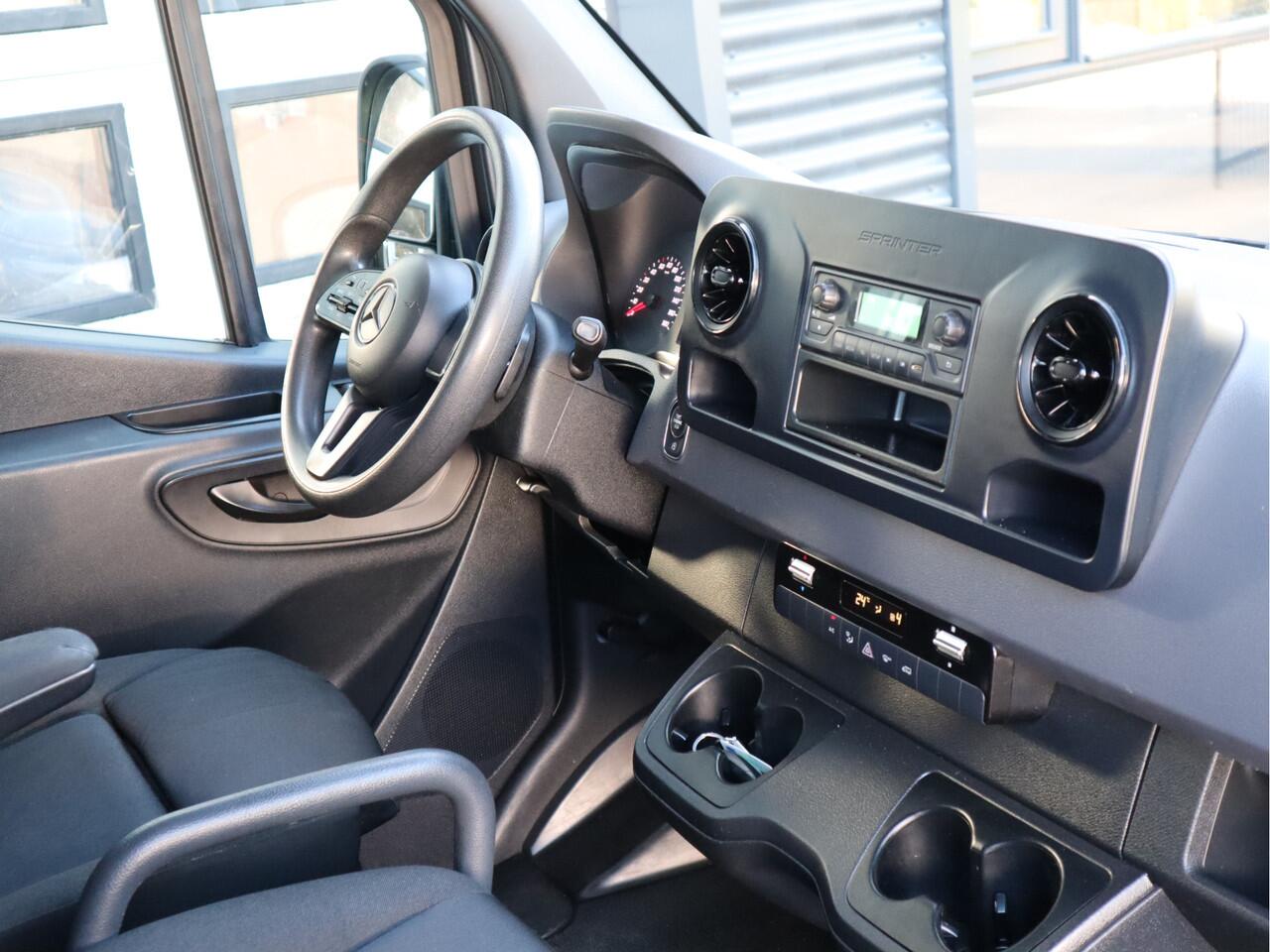 Mercedes-Benz SPRINTER 314 CDI Euro 6 Automaat DC 6 Pers. - L2H2 - Trekhaak 3,5t KG - Cruise