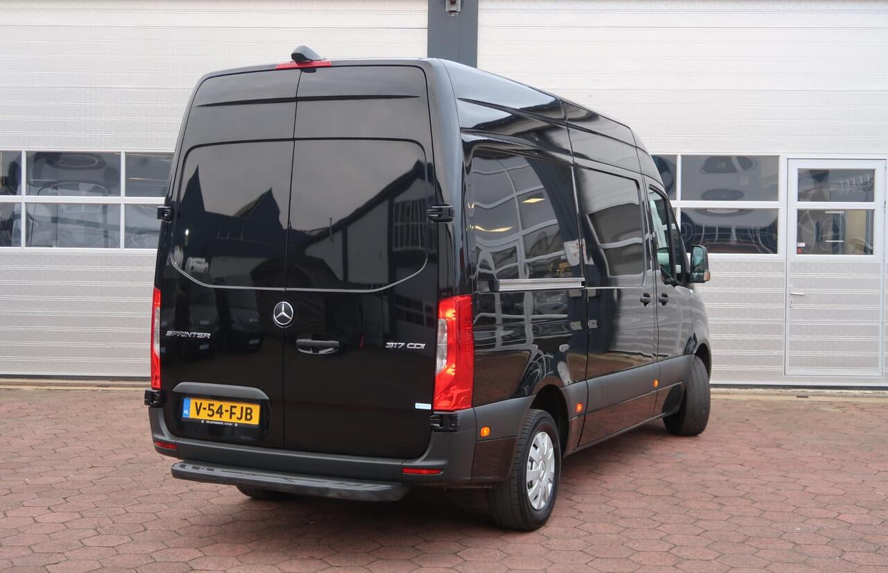 Mercedes-Benz SPRINTER 317 CDI L2H2 AUT/ CAMERA/ MBUX/ CRUISE/ AIRCO