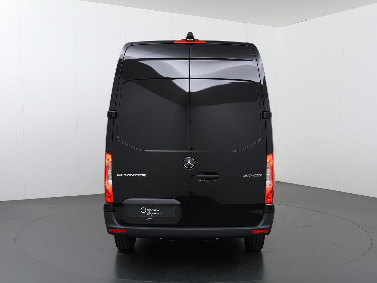 Mercedes-Benz SPRINTER 317 CDI L2 H2 RWD PRO | Achteruitrijcamera | Smartphone integratie pakket | 10.25" MBUX Systeem | 3500 KG Trekgewicht |
