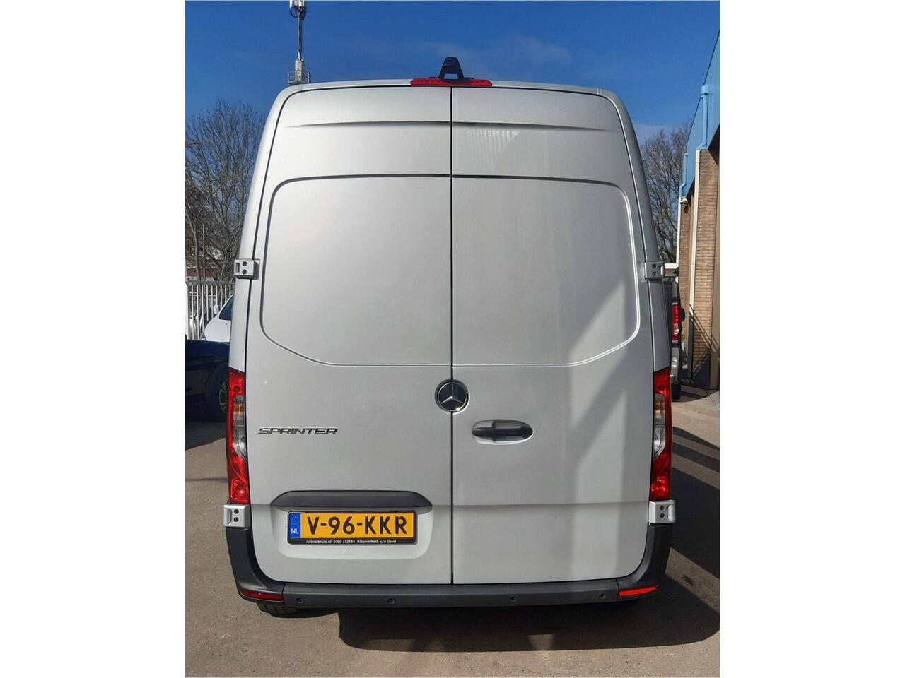 Mercedes-Benz SPRINTER L2H2 103 Kw/ 140Pk Autm. Airco Achteruitrijcamera Parkeersensors