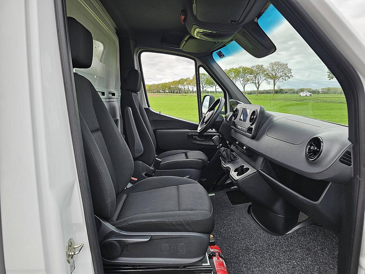 Mercedes-Benz SPRINTER 314 2.2 CDI Bakwagen Laadklep Camera Zijdeur Spoiler Mbux Euro6 143Pk!