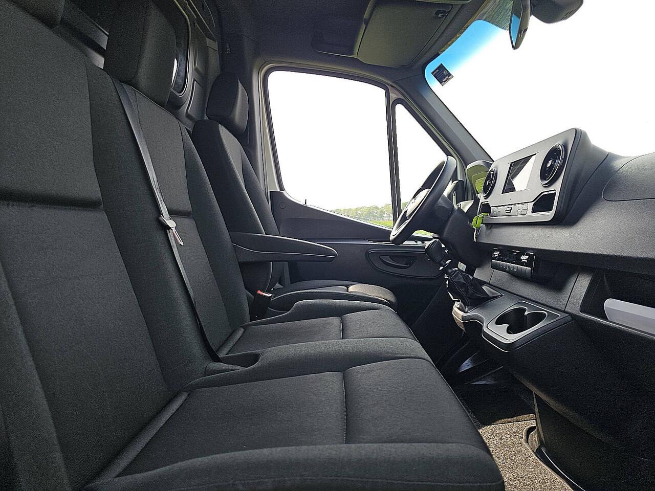 Mercedes-Benz SPRINTER 317 L2H2 Aut Mbux Camera Cruise