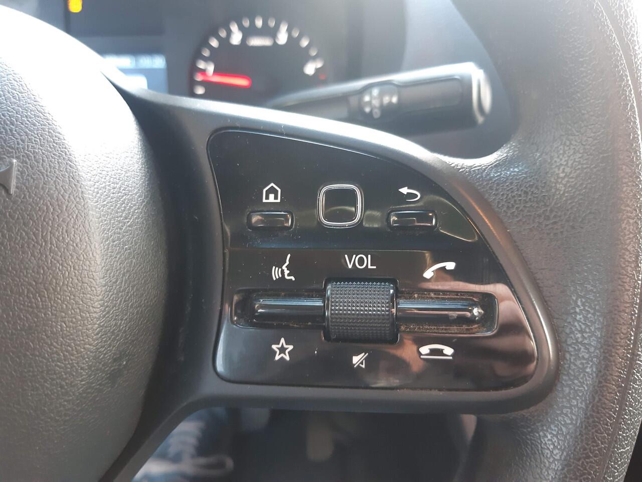 Mercedes-Benz SPRINTER L2H2 103 Kw/ 140Pk Autm. Airco Achteruitrijcamera Parkeersensors