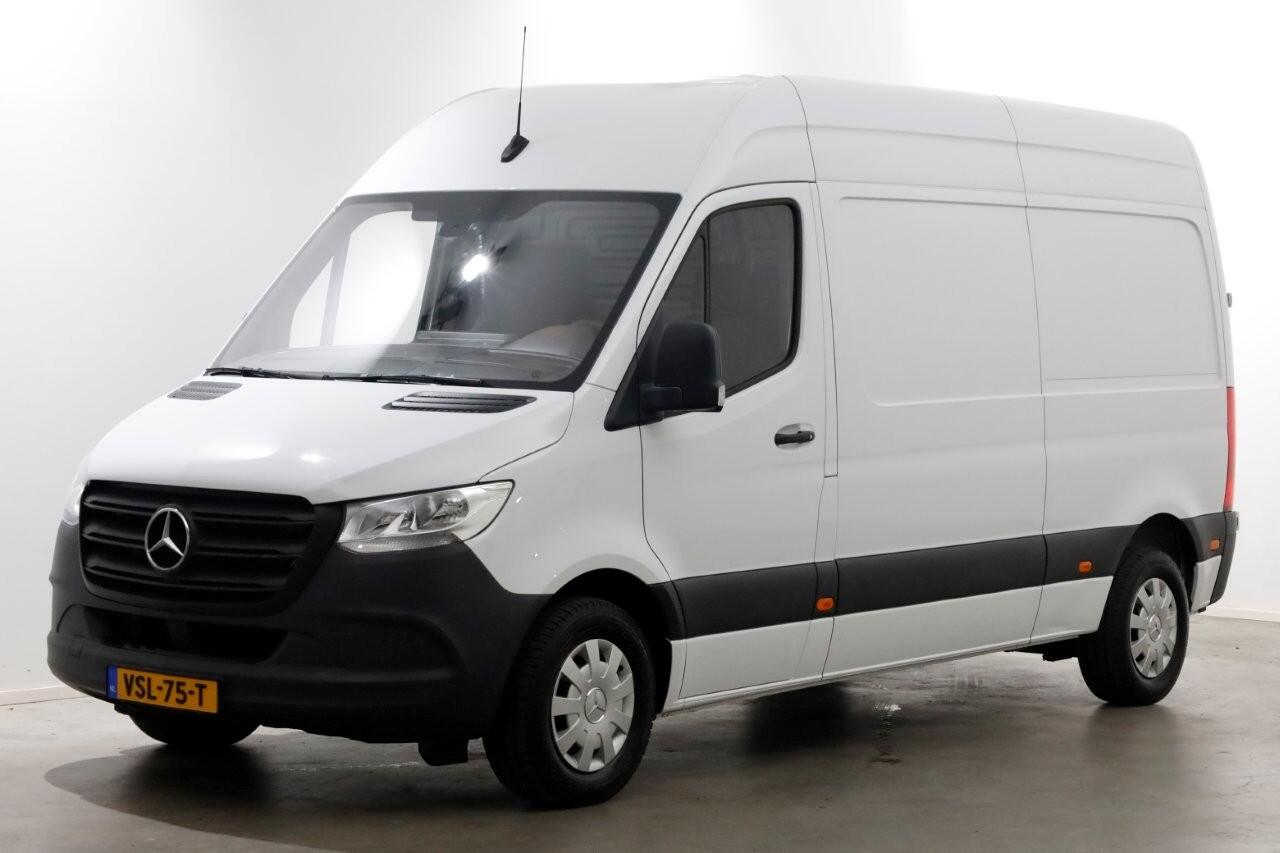 Mercedes-Benz SPRINTER 215 CDI 150pk L2H2 9G Automaat Airco/CarPlay 12-2022