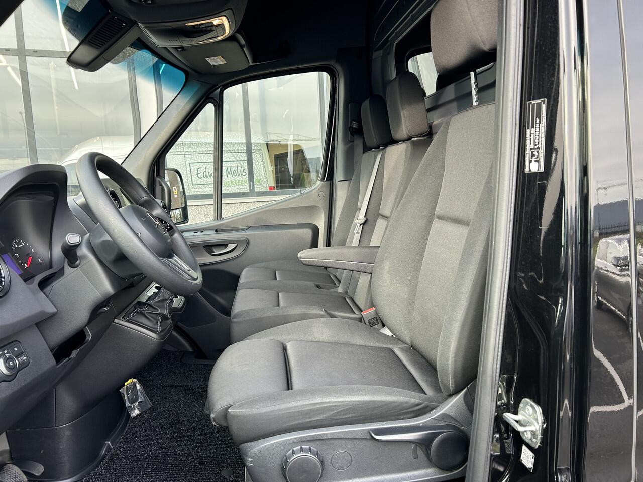 Mercedes-Benz SPRINTER 317 CDI L3 H2 MBUX / Camera / Parkeersensoren / Carplay navigatie / Cruise control / Airco / 270 Graden achterdeuren
