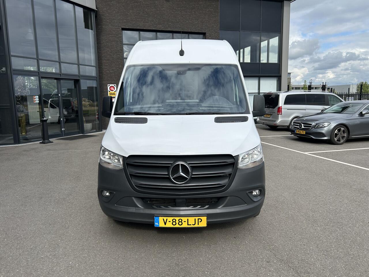 Mercedes-Benz SPRINTER 314 CDI L2 H2 MBUX / Trekhaak / Stand kachel / Camera / Navigatie / Cruise control / Airco / 270 Graden achterdeuren